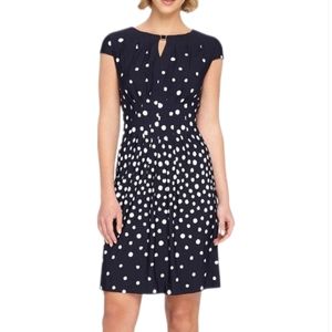 Tahari blue & white dotted cap sleeve keyhole neck pleated sheath dress 12P